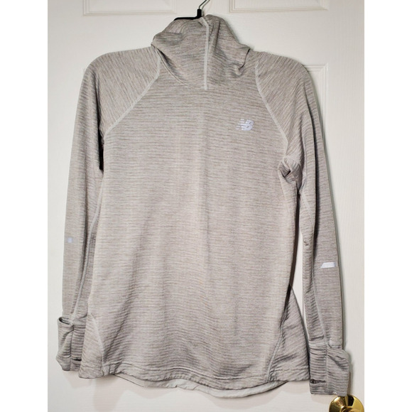 New Balance Tops - New Balance Women’s Athletic Pullover Hoodie Size M Gray Lightweight Stretch